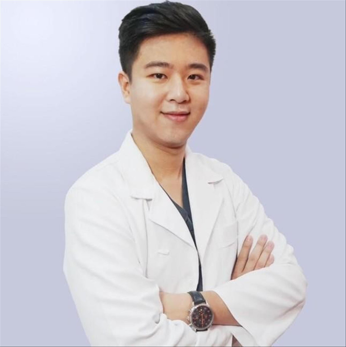 Bác sĩ Đỗ Doãn Bách hiện công tác tại Viện Tim mạch, Bệnh viện Bạch Mai Bác sĩ Đỗ Doãn Bách hiện công tác tại Viện Tim mạch, Bệnh viện Bạch Mai