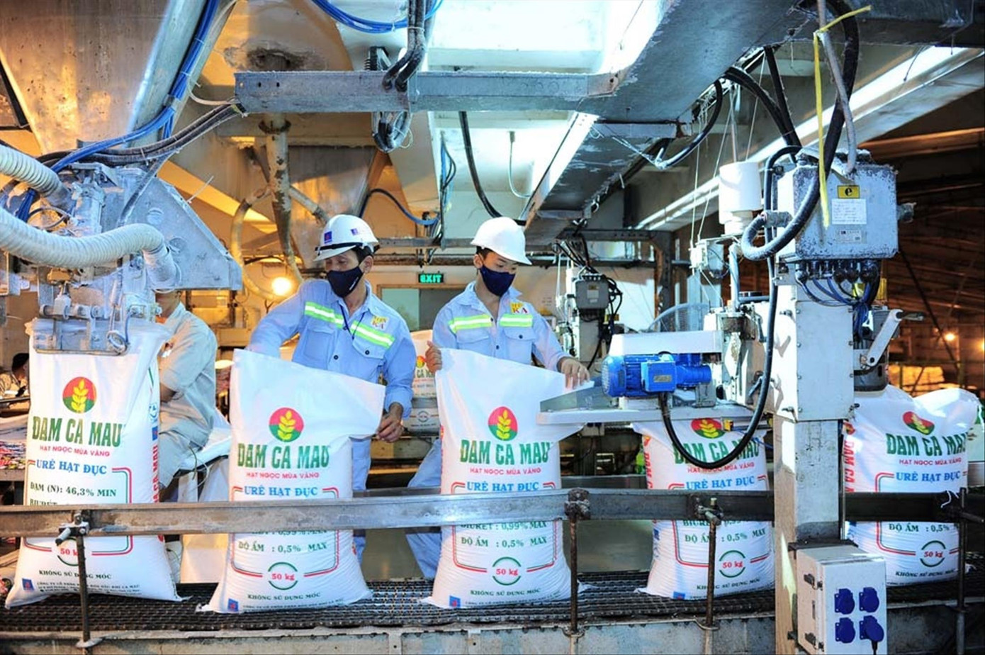 Các DN phân bón thu lợi nhuận khủng khi giá bán đang lập mốc lịch sử