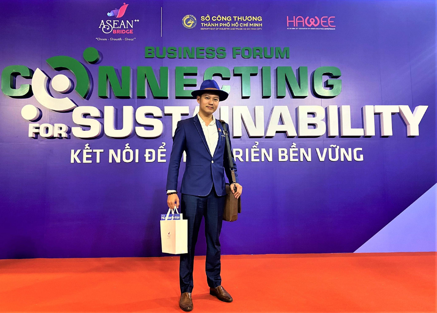 Doanh nhân trẻ Phạm Hoài Nguyên Anh trong một sự kiện