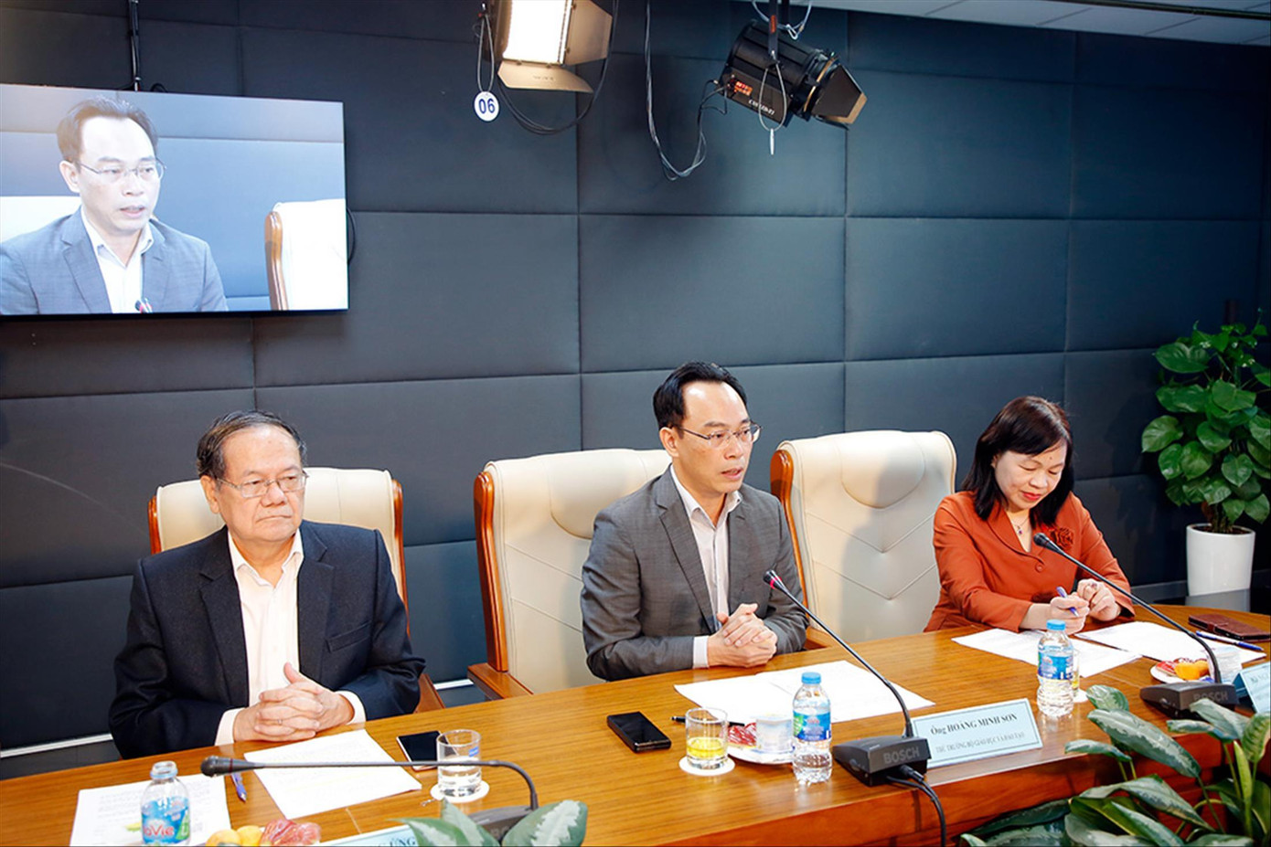 Các đại biểu tham dự tại buổi tọa đàm Các đại biểu tham dự tại buổi tọa đàm