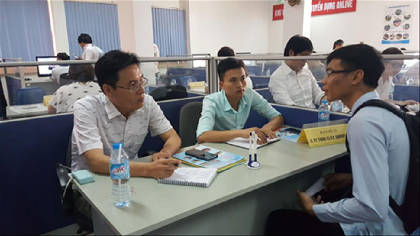 Theo thống kê, hiện cứ 4 lao động Việt đi làm việc tại Nhật, có tới 3 lao động về nước thất nghiệp Theo thống kê, hiện cứ 4 lao động Việt đi làm việc tại Nhật, có tới 3 lao động về nước thất nghiệp