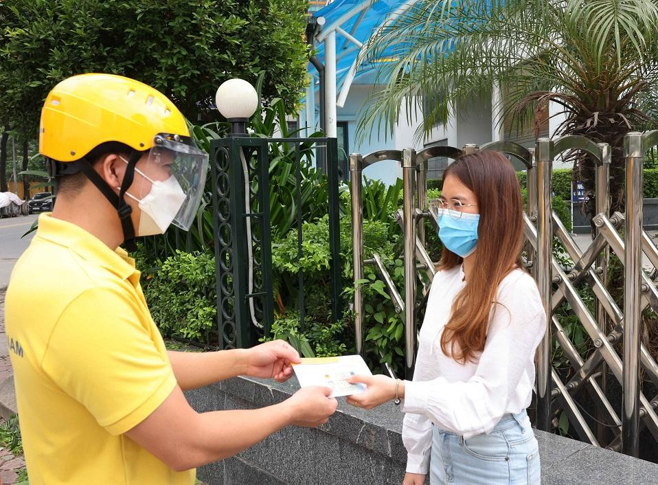 Chuyển phát thẻ CCCD gắn chíp