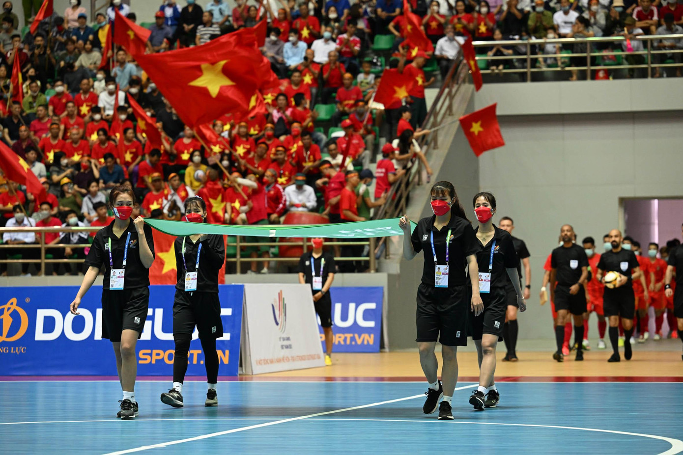 SEA Games 31 kết thúc đã lâu nhưng nhiều trọng tài quốc tế, VĐV chưa được nhận chế độ. ảnh: Anh Tú SEA Games 31 kết thúc đã lâu nhưng nhiều trọng tài quốc tế, VĐV chưa được nhận chế độ. ảnh: Anh Tú