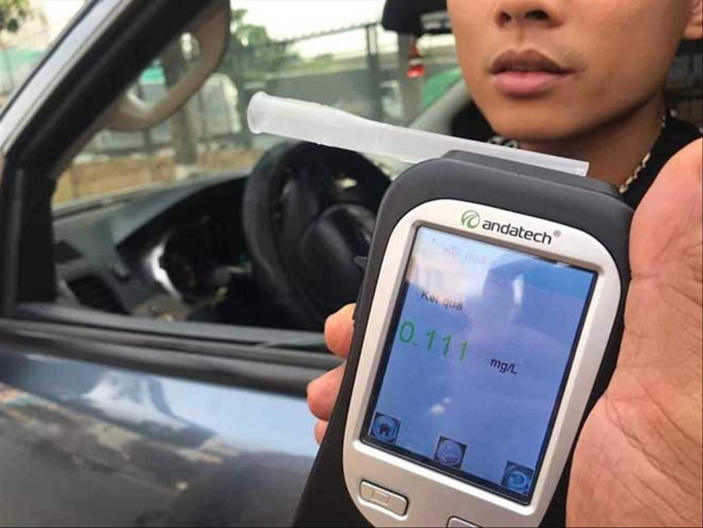 Máy đo nồng độ cồn lực lượng CSGT cả nước đang sử dụng