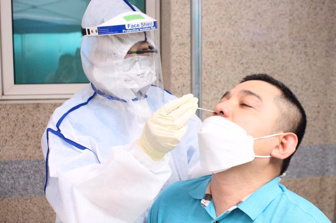 Ngành y tế TPHCM đang nỗ lực kiểm soát dịch