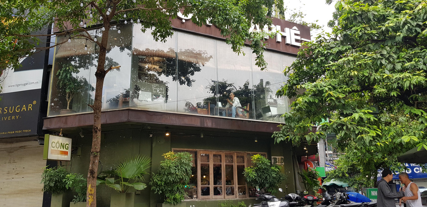 Quán cafe Cộng tại địa chỉ 65 Phạm Ngọc Thạch ( Hà Nội) Quán cafe Cộng tại địa chỉ 65 Phạm Ngọc Thạch ( Hà Nội)