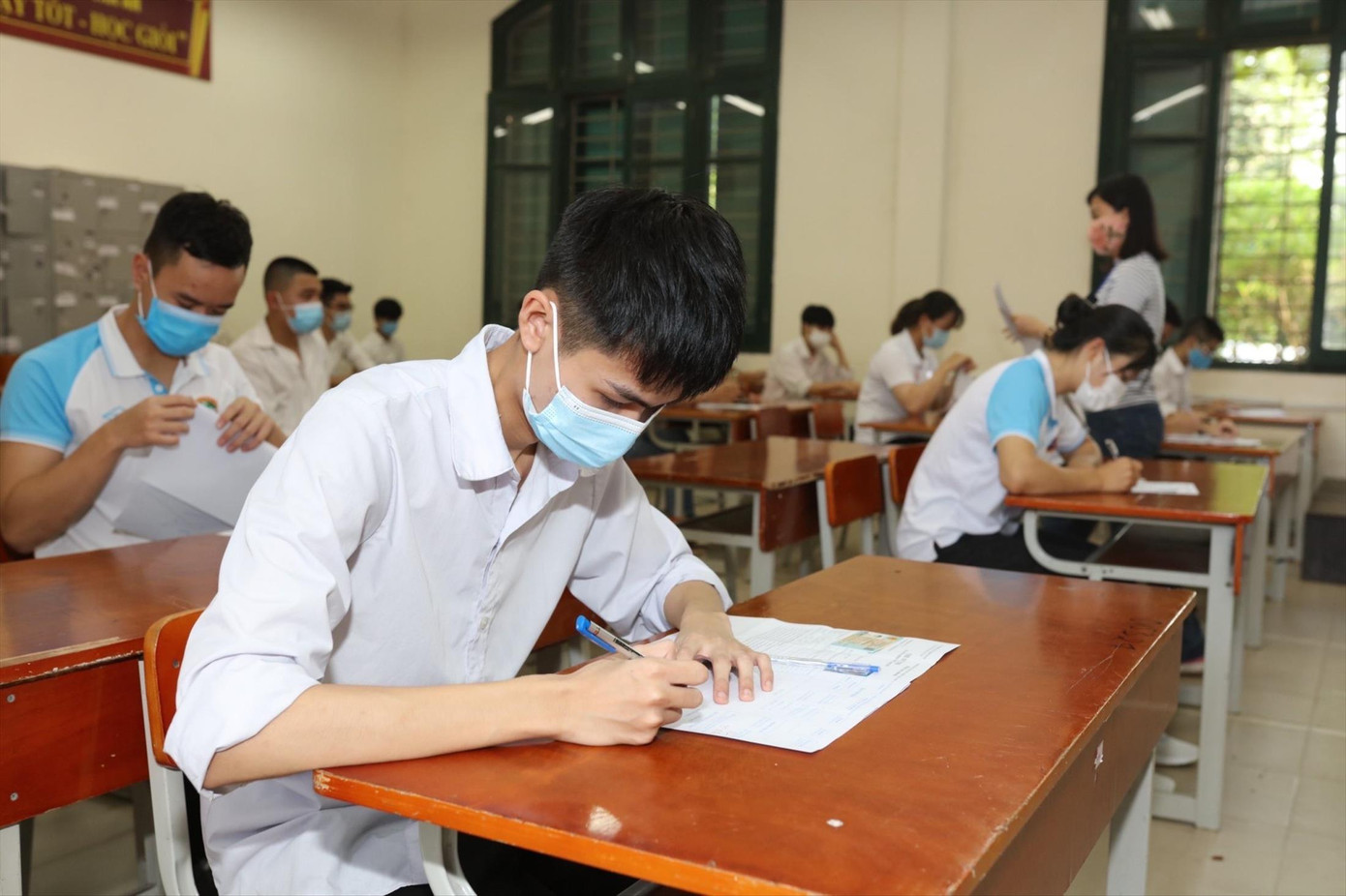 Thí sinh dự thi tốt nghiệp THPT 2021. Ảnh: Nghiêm Huê Thí sinh dự thi tốt nghiệp THPT 2021. Ảnh: Nghiêm Huê