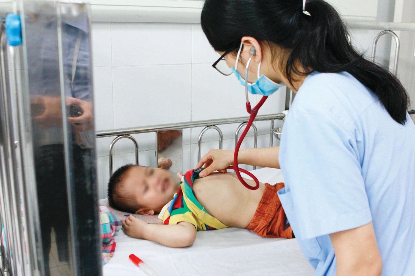 Nhiều bệnh viện trong tình trạng thiếu thuốc điều trị