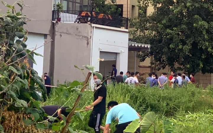 Lực lượng chức năng tìm kiếm phần còn lại thi thể nạn nhân.