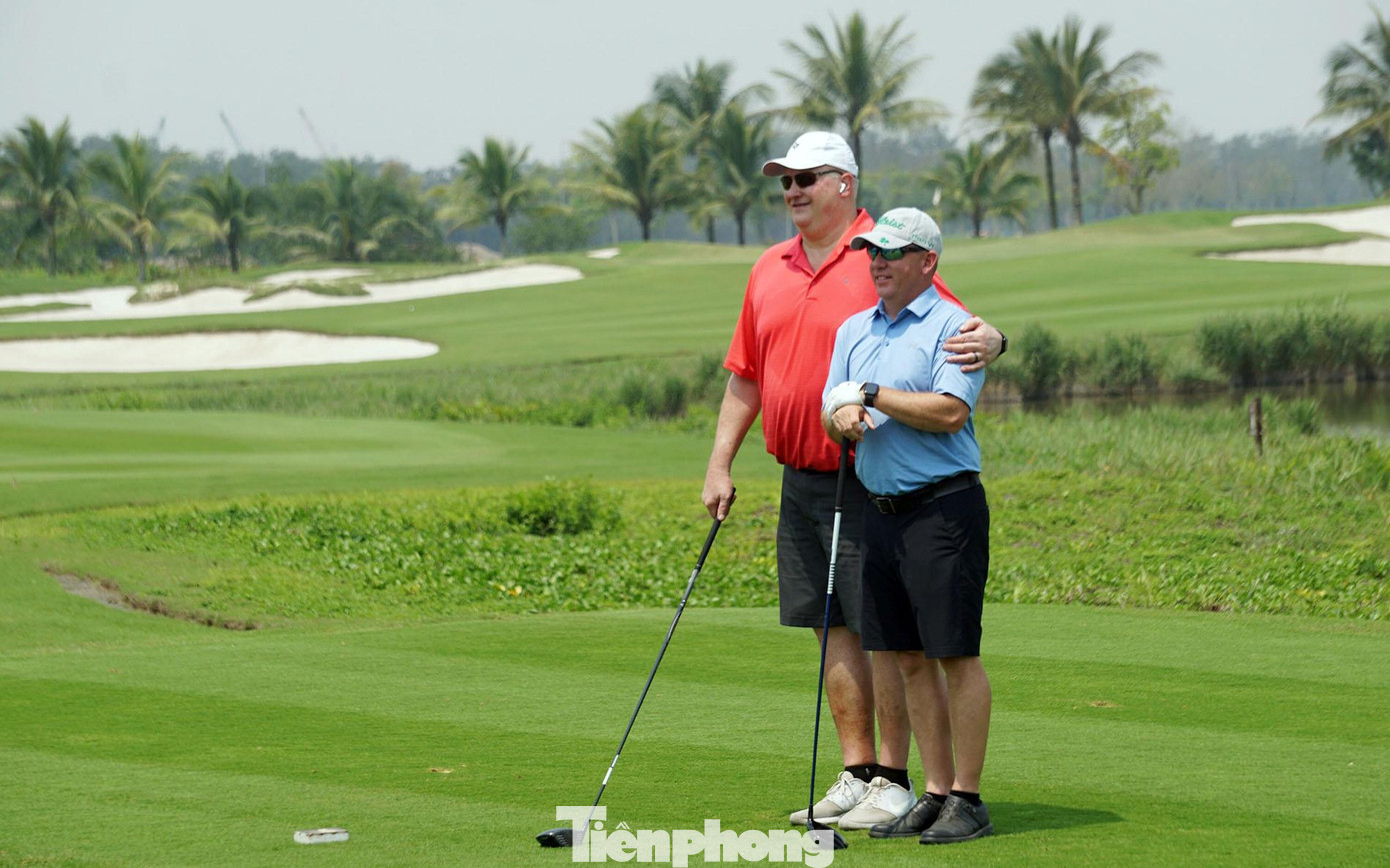 Nhiều golfer trong nước và quốc tế thường xuyên đến Golf Vinpearl Hải Phòng để tập luyện, thi đấu và trải nghiệm sự khác biệt.