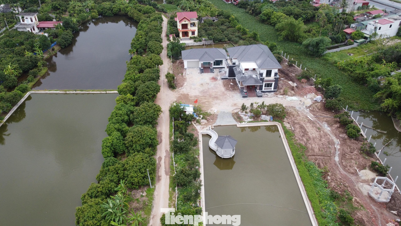 Tòa lâu đài tráng lệ nhất Nông trường Quý Cao, do ông Nguyễn Mạnh Hùng xây trái phép.