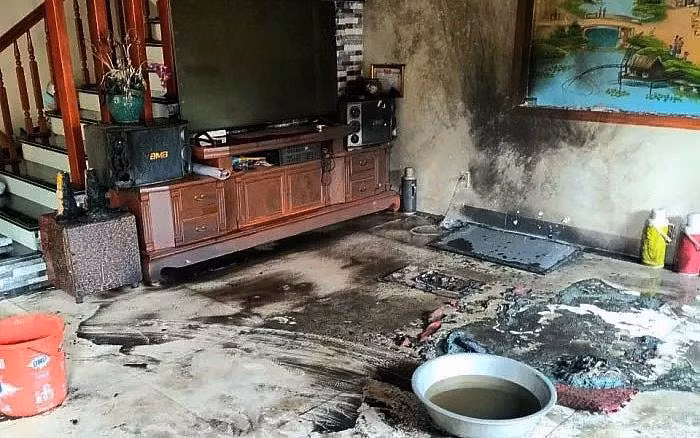 Hiện trường vụ hỏa hoạn. Hiện trường vụ hỏa hoạn.