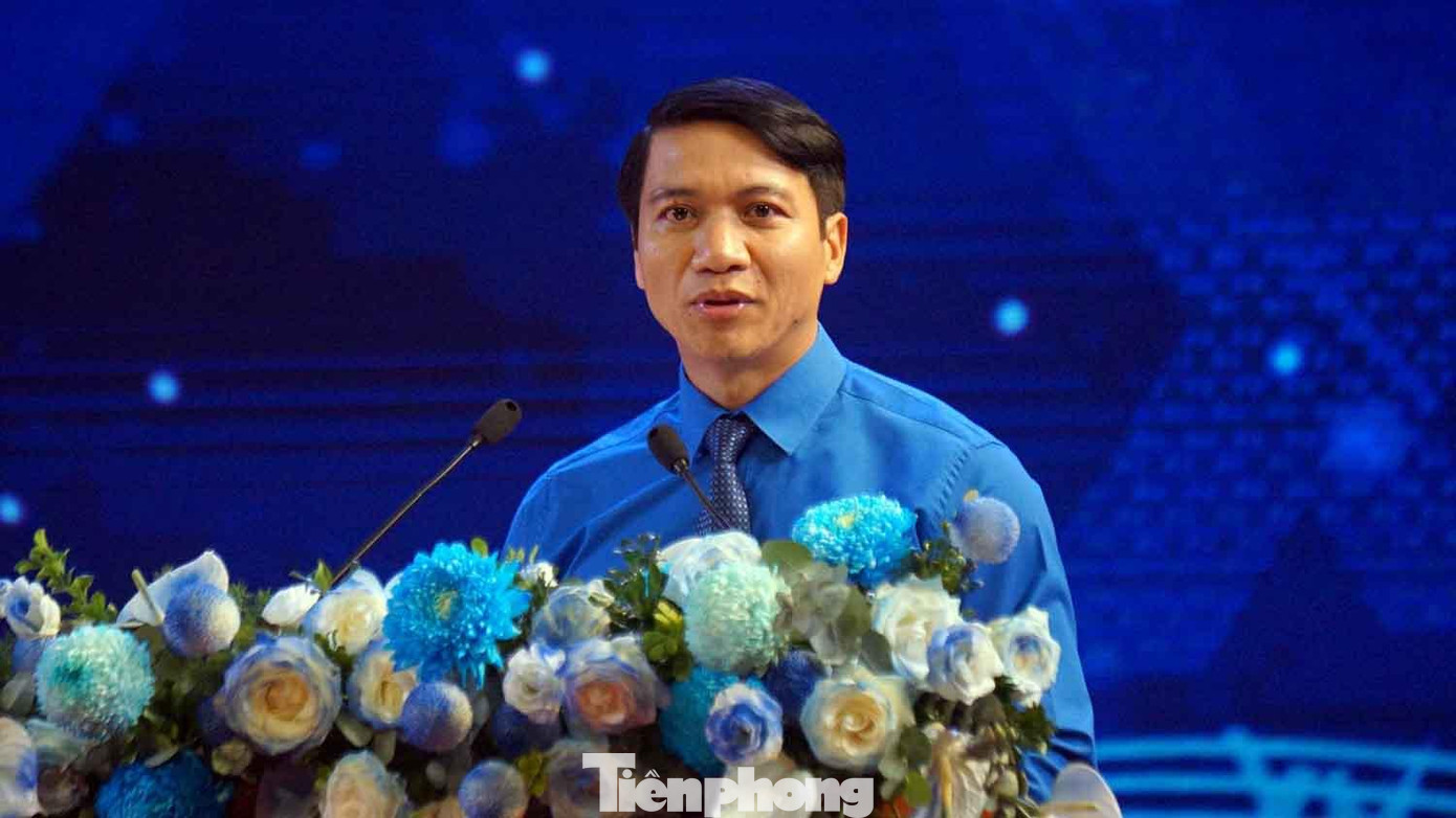 Anh Nguyễn Ngọc Lương - Bí thư Thường trực Trung ương Đoàn phát biểu tại Đại hội Đoàn TNCS Hồ Chí Minh tỉnh Hải Dương khóa XIV nhiệm kỳ 2022-2027. Anh Nguyễn Ngọc Lương - Bí thư Thường trực Trung ương Đoàn phát biểu tại Đại hội Đoàn TNCS Hồ Chí Minh tỉnh Hải Dương khóa XIV nhiệm kỳ 2022-2027.