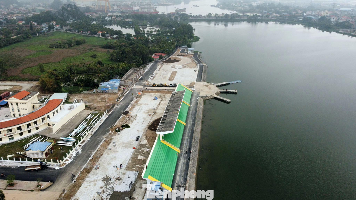 Để nâng cao chất lượng cho kỳ Seagame 31, UBND TP Hải Phòng đã phê duyệt Dự án sửa chữa Khu nhà điều hành 3 tầng, nhà ở 2 tầng tại Khu huấn luyện đua thuyền thành phố. Để nâng cao chất lượng cho kỳ Seagame 31, UBND TP Hải Phòng đã phê duyệt Dự án sửa chữa Khu nhà điều hành 3 tầng, nhà ở 2 tầng tại Khu huấn luyện đua thuyền thành phố.