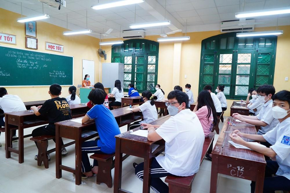 Học sinh dự thi tuyển vào lớp 10 năm học 2022-2023 tại TP Hải Phòng. Học sinh dự thi tuyển vào lớp 10 năm học 2022-2023 tại TP Hải Phòng.
