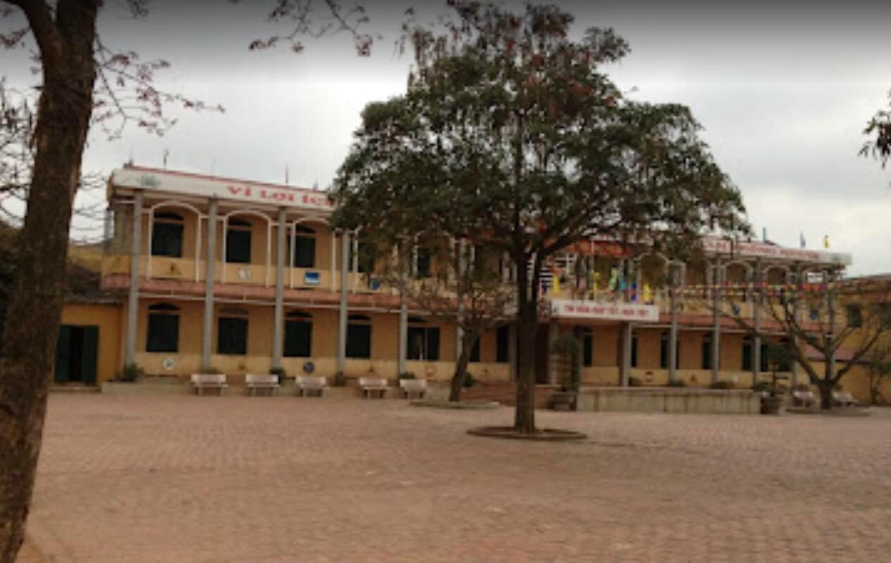 Trường THCS Lê Lợi, TP Chí Linh. Trường THCS Lê Lợi, TP Chí Linh.