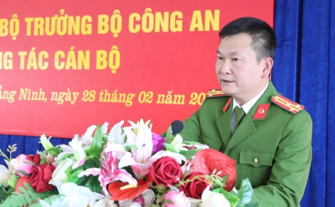 Thượng tá Nguyễn Quang Bình, tân Giám đốc Công an tỉnh Hải Dương. Thượng tá Nguyễn Quang Bình, tân Giám đốc Công an tỉnh Hải Dương.