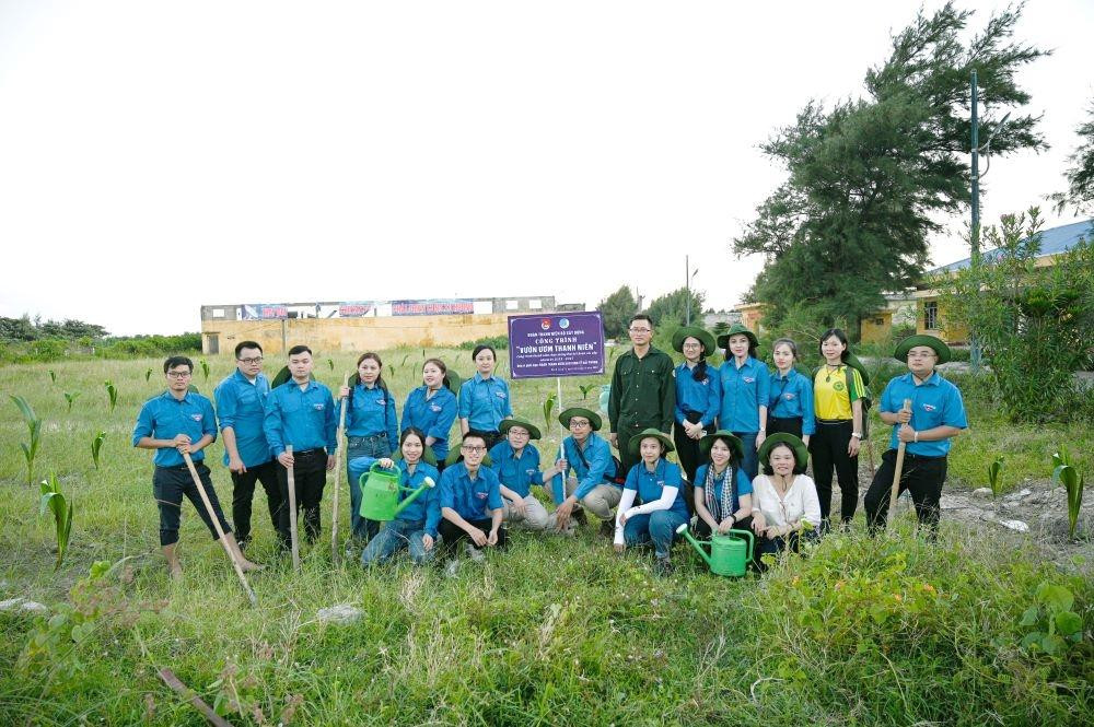 Khánh thành công trình "Vườn ươm thanh niên" trên đảo Bạch Long Vĩ.