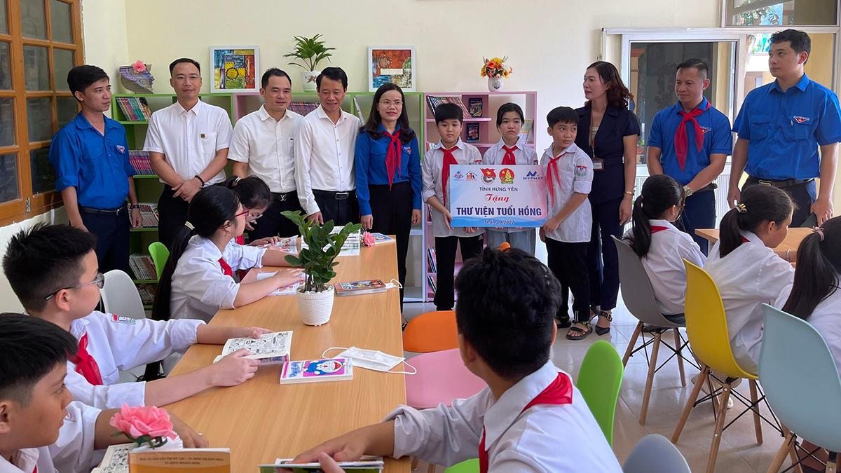 Nhiệm kỳ 2017-2022, tuổi trẻ Hưng Yên đã thực hiện 10 công trình thanh niên cấp tỉnh, 118 công trình cấp huyện và 1.098 công trình phần việc cấp cơ sở với trị giá ước tính gần 7 tỷ đồng. Trong đó, nhiều chương trình, hoạt động tình nguyện, xung kích, giáo dục thanh thiếu nhi; Thăm tặng quà học sinh, gia đình nghèo; Thích ứng linh hoạt trong phòng chống COVID-19... góp phần an sinh xã hội địa phương.