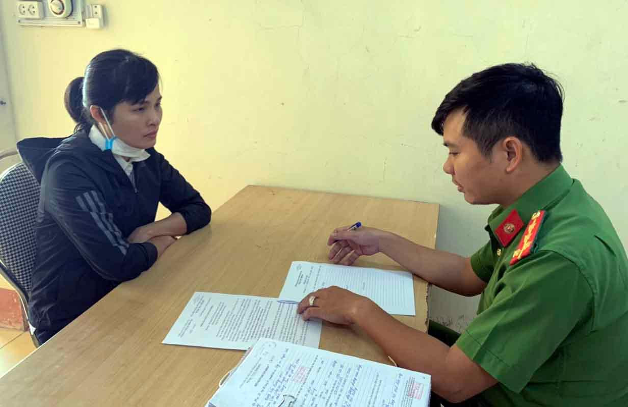 Công an làm việc với Nguyễn Thị Y.H.