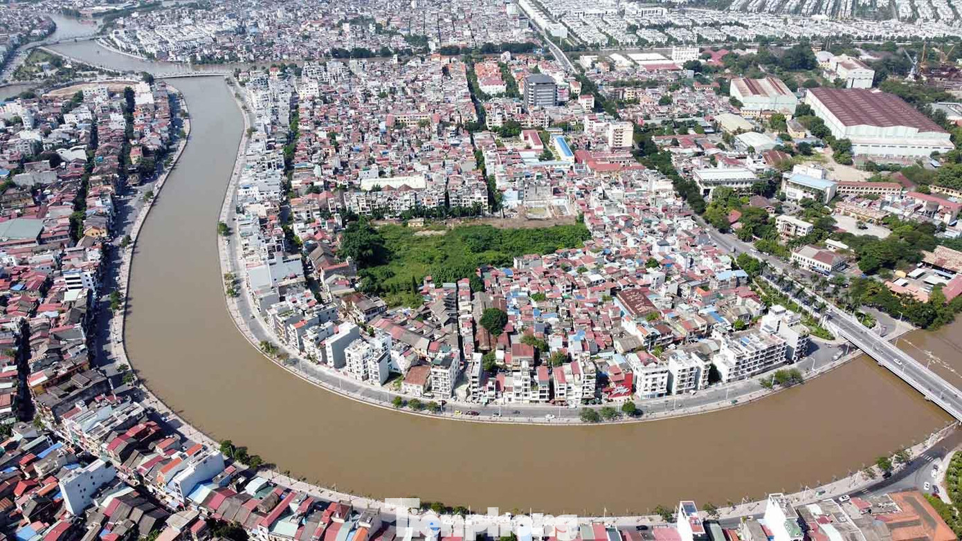 Khu đất vàng rộng hơn 9.460m2 (khu vực cây xanh) tại phường Hạ Lý (quận Hồng Bàng, TP Hải Phòng) vừa được đấu giá.