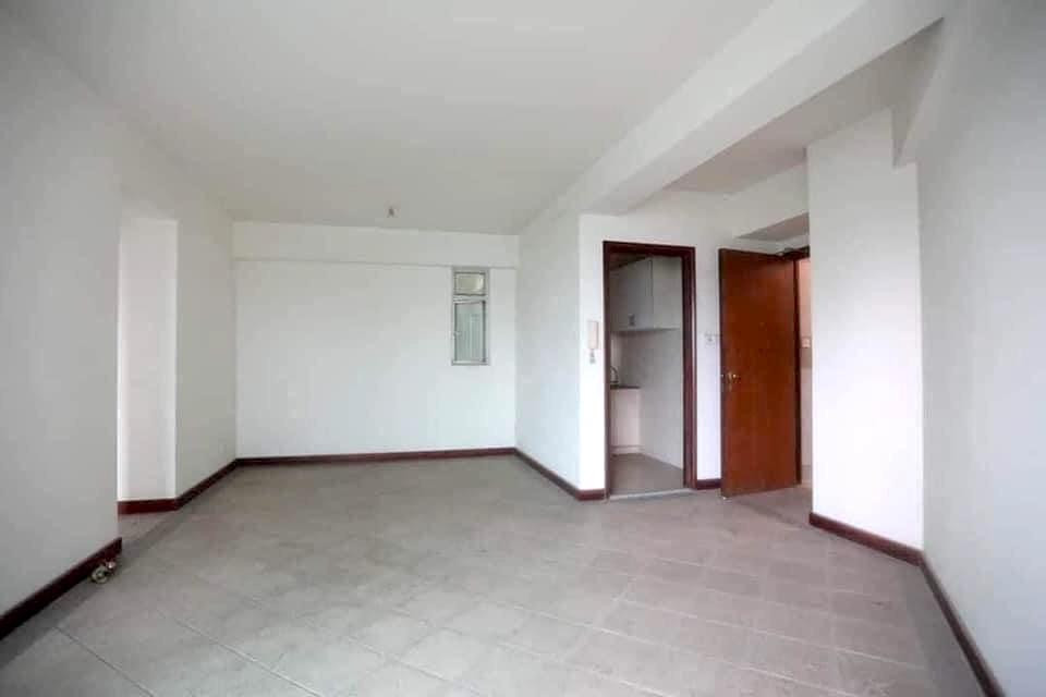 Trong gần 30 năm qua, Thuận Kiều Plaza thường gắn với lời đồn thổi là “3 cây nhang” giữa lòng Sài Gòn và những câu chuyện ma mị. Ảnh: Q.R.