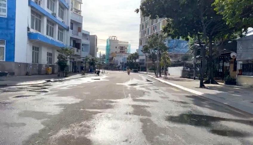 Lập danh sách người bán vé số, lái xe taxi, grab, giao hàng… có nguy cơ lây nhiễm cao do tiếp xúc với nhiều người, đề xuất UBND tỉnh Bà Rịa-Vũng Tàu lấy mẫu xét nghiệm.