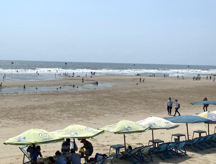 Vũng Tàu chưa cho tắm biển trở lại. Vũng Tàu chưa cho tắm biển trở lại.