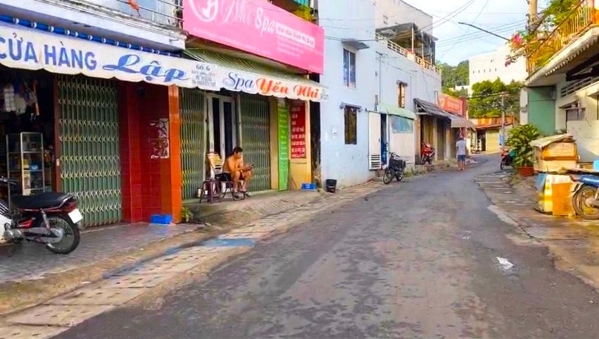 Do đó, TP.Vũng Tàu đề nghị tỉnh Bà Rịa-Vũng Tàu xem xét chủ trương thành phố thực hiện áp dụng Chỉ thị số 16/ CT-TTg về các biện pháp cấp bách phòng, chống dịch COVID-19. Thời gian thực hiện bắt đầu từ 0h ngày 14/7 đến hết ngày 27/7.