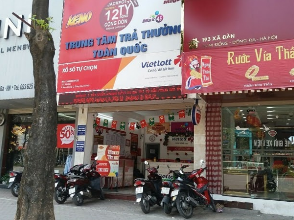 Một địa điểm trả thưởng xổ số Vietlott trên địa bàn thành phố Hà Nội. Một địa điểm trả thưởng xổ số Vietlott trên địa bàn thành phố Hà Nội.
