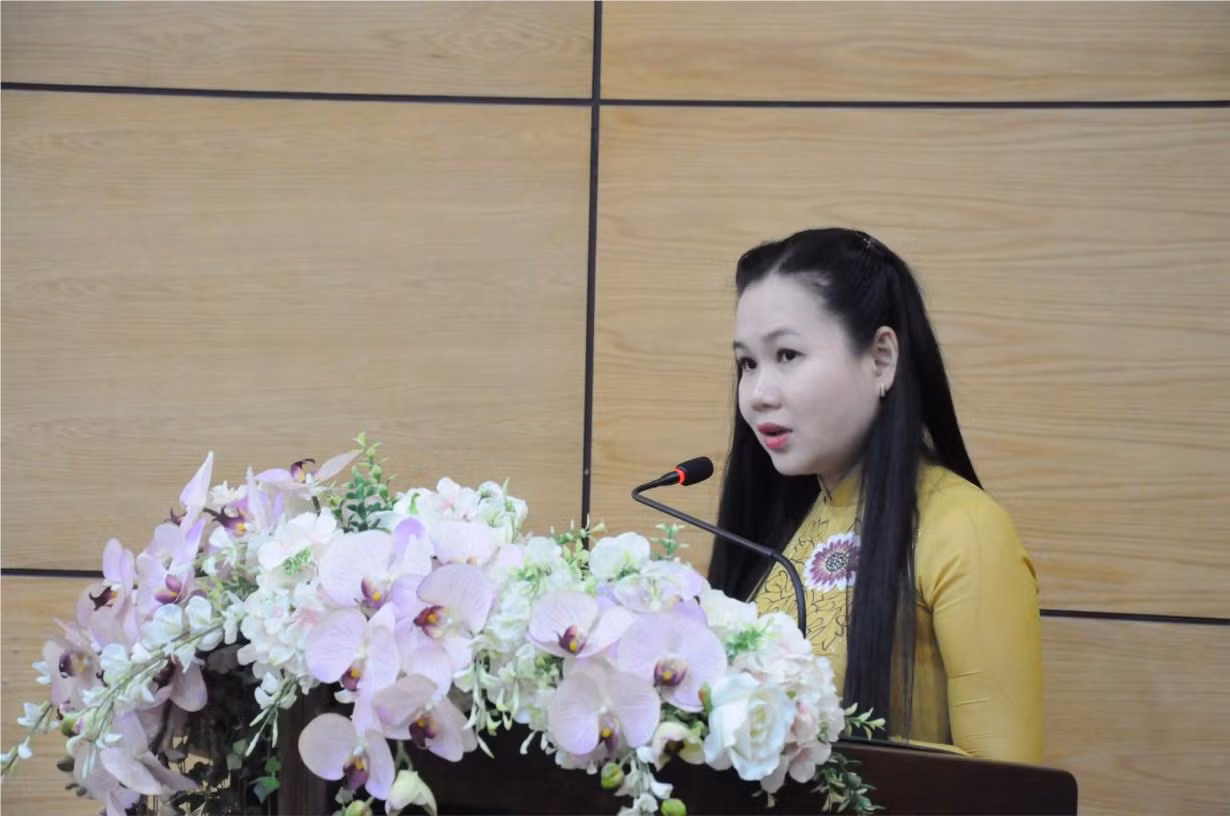Cô Nguyễn Ngọc Khánh Vân, Hiệu trưởng trường THPT Gia Định, TP. HCM.