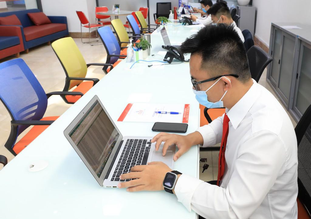 Thí sinh trúng tuyển sẽ làm thủ tục nhập học trực tuyến hoặc trực tiếp từ ngày 16/9 – 27/9/2021.