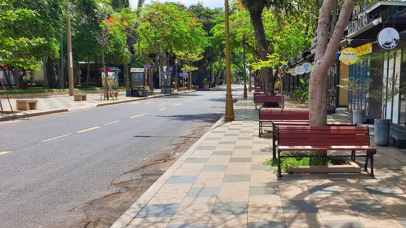 Hôm nay là ngày thứ 3, TP.Vũng Tàu giãn cách xã hội theo Chỉ thị 16. Ảnh: Nguyễn Nam.