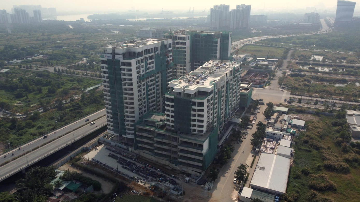 Dù thị trường bất động sản ảm đạm nhưng chỉ số giá bất động sản nhà ở và văn phòng tại Hà Nội và TPHCM đều có xu hướng gia tăng. Dù thị trường bất động sản ảm đạm nhưng chỉ số giá bất động sản nhà ở và văn phòng tại Hà Nội và TPHCM đều có xu hướng gia tăng.