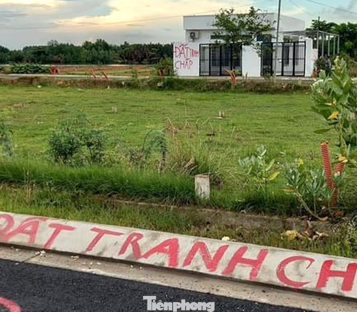 Thời gian qua, TPHCM phát sinh nhiều trường hợp tranh chấp đất đai. Thời gian qua, TPHCM phát sinh nhiều trường hợp tranh chấp đất đai.