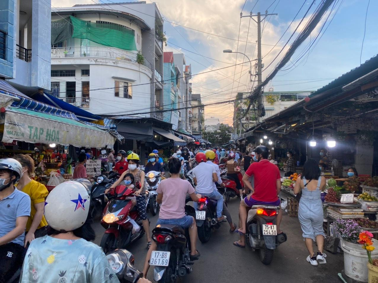 CẬP NHẬT DỊCH NGÀY 18/7: Bà Rịa-Vũng Tàu giãn cách xã hội theo Chỉ thị 16 từ 0h ngày 19/7 ảnh 40