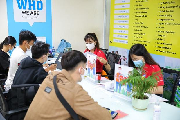 Nhận hồ sơ xét tuyển điểm thi đánh giá năng lực: Điểm chuẩn tăng? Nhận hồ sơ xét tuyển điểm thi đánh giá năng lực: Điểm chuẩn tăng?