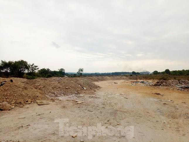 VKSND Cấp cao tại TPHCM quyết định tạm đình chỉ thi hành đối với bản án sơ thẩm và phúc thẩm nêu trên cho đến khi có quyết định giám đốc thẩm.