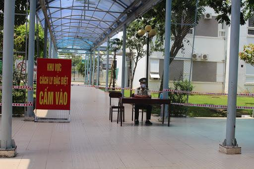 Tỉnh Bà Rịa-Vũng Tàu tổ chức cách ly y tế với những người trở về tỉnh này từ các tỉnh, thành phố có dịch. Tỉnh Bà Rịa-Vũng Tàu tổ chức cách ly y tế với những người trở về tỉnh này từ các tỉnh, thành phố có dịch.