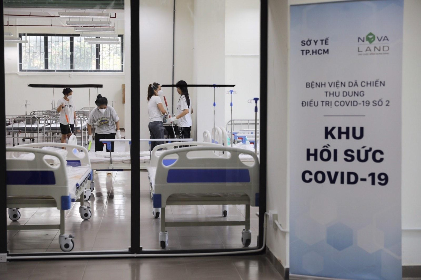 Với tinh thần khẩn trương, Tập đoàn Novaland đã và đang gấp rút hoàn thiện để bàn giao nhiều bệnh viện, trung tâm hồi sức tại TPHCM. Với tinh thần khẩn trương, Tập đoàn Novaland đã và đang gấp rút hoàn thiện để bàn giao nhiều bệnh viện, trung tâm hồi sức tại TPHCM.