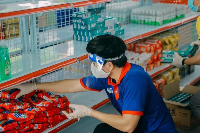 Mở siêu thị 0 đồng phục vụ sinh viên tại 37 ký túc xá ở TP. HCM.