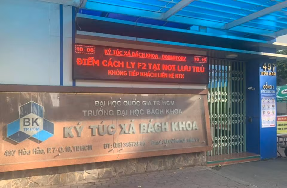 Đề nghị đưa 900 sinh viên ở ký túc xá Bách khoa về quê.