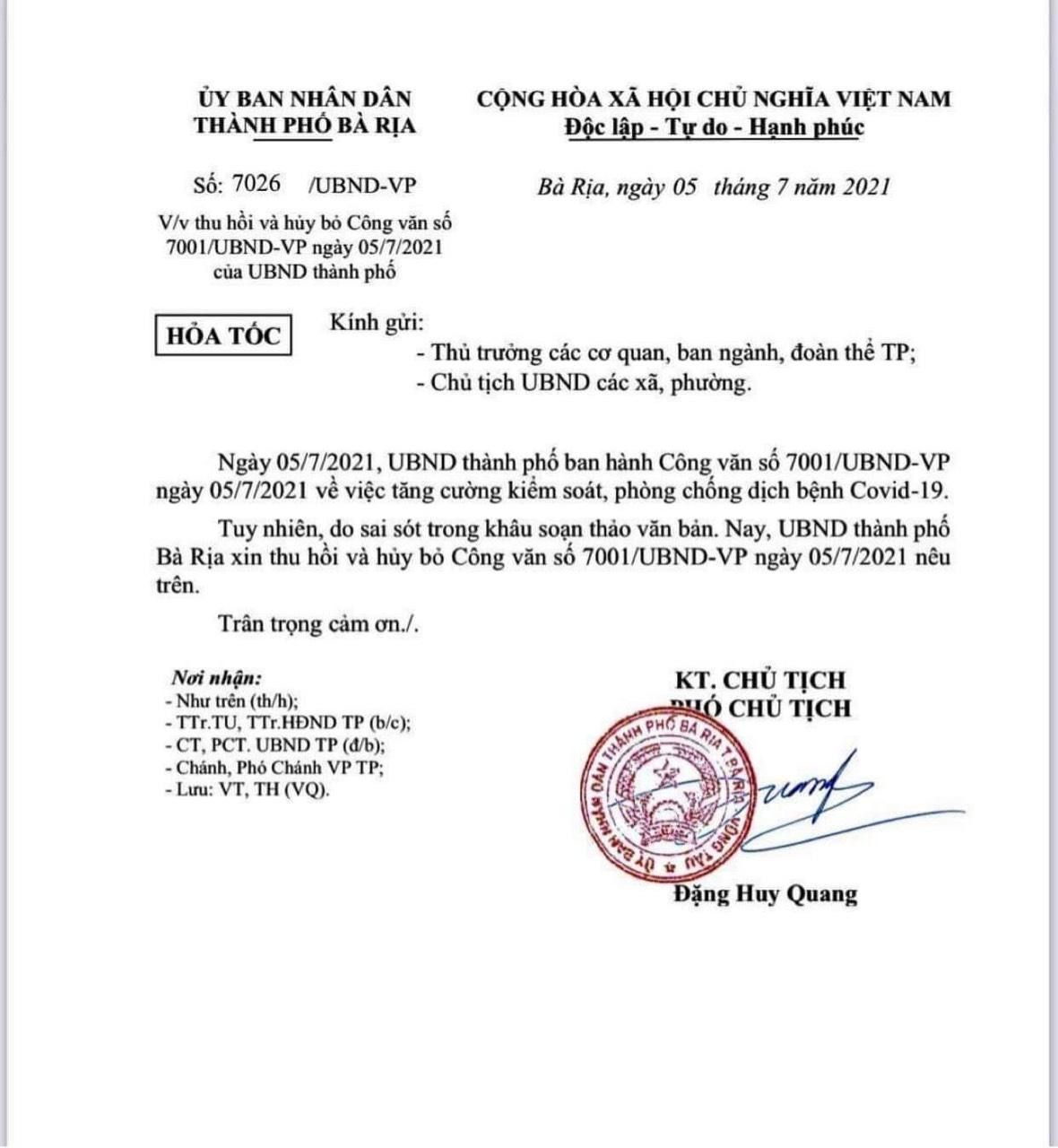 TP.Bà Rịa ký văn bản hỏa tốc thu hồi văn bản hỏa tốc sau vài tiếng ban hành. TP.Bà Rịa ký văn bản hỏa tốc thu hồi văn bản hỏa tốc sau vài tiếng ban hành.