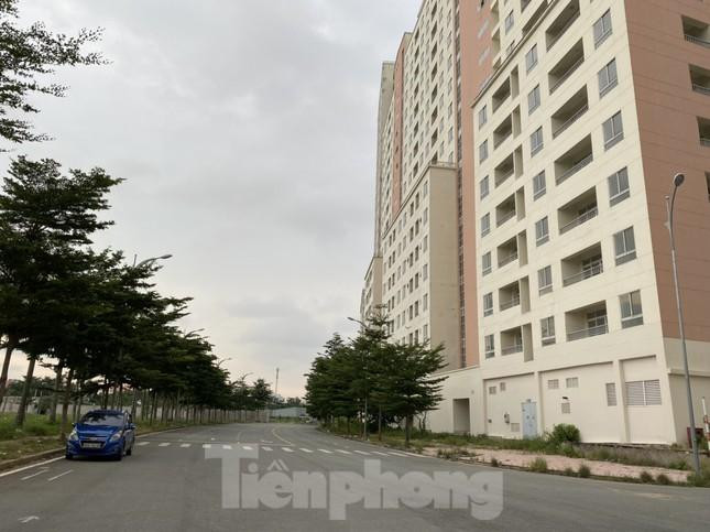 Tương tự, khu tái định cư ở phường An Khánh, TP.Thủ Đức được chuyển đổi làm Bệnh viện Dã chiến thu dung số 3.