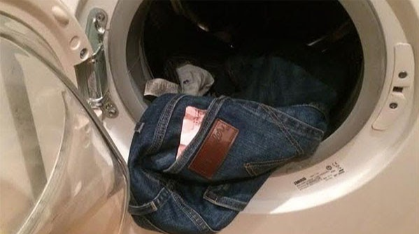 Vé số độc đắc bị hỏng do để quên trong túi quần khi giặt.