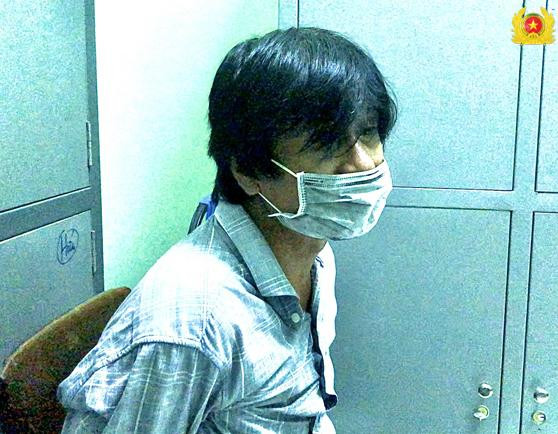 Phạm Thanh Dương tại cơ quan công an. Ảnh: Công an cung cấp.