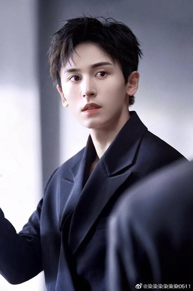 Trương Triết Hạn. Trương Triết Hạn.