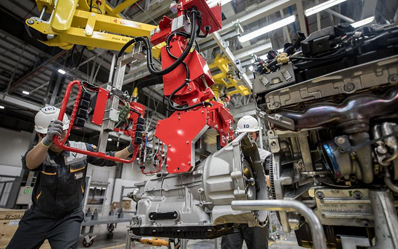 Sản xuất, lắp ráp xe ô-tô tại Tổ hợp Vinfast (Khu công nghiệp Ðình Vũ-Cát Hải, TP Hải Phòng). Sản xuất, lắp ráp xe ô-tô tại Tổ hợp Vinfast (Khu công nghiệp Ðình Vũ-Cát Hải, TP Hải Phòng).