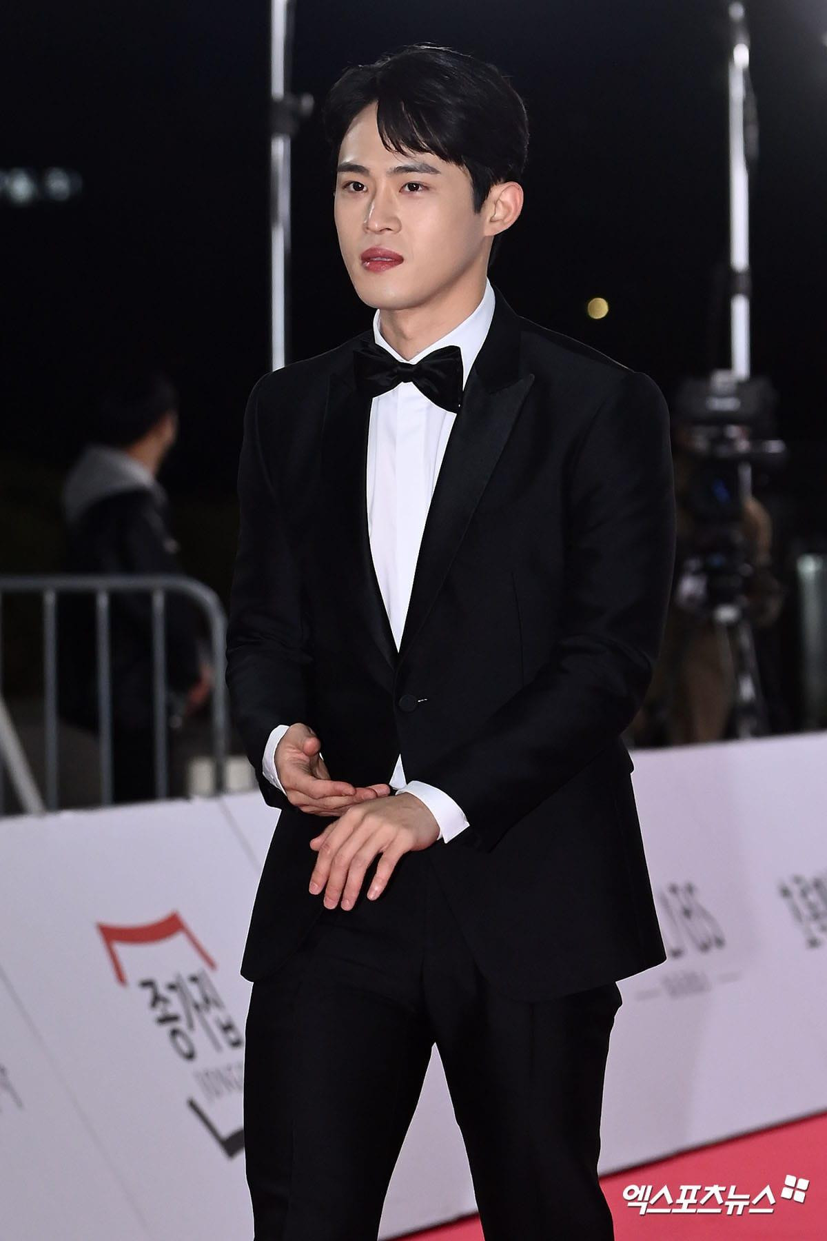 Giải "Nam diễn viên mới xuất sắc" thuộc về Jung Jae Kwang với "Not Now". Giải "Nam diễn viên mới xuất sắc" thuộc về Jung Jae Kwang với "Not Now".