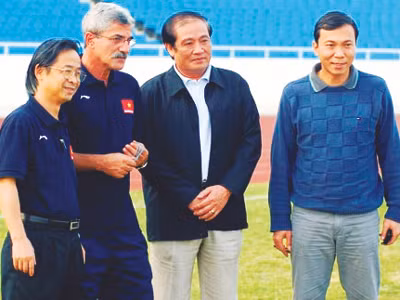 VFF đã nổi sóng trong việc tìm người thay thế ông Calisto Ảnh: N.H